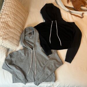 Wild Fable Women's Black and Gray Seamless Hooded Crop Sweater Set Size XS